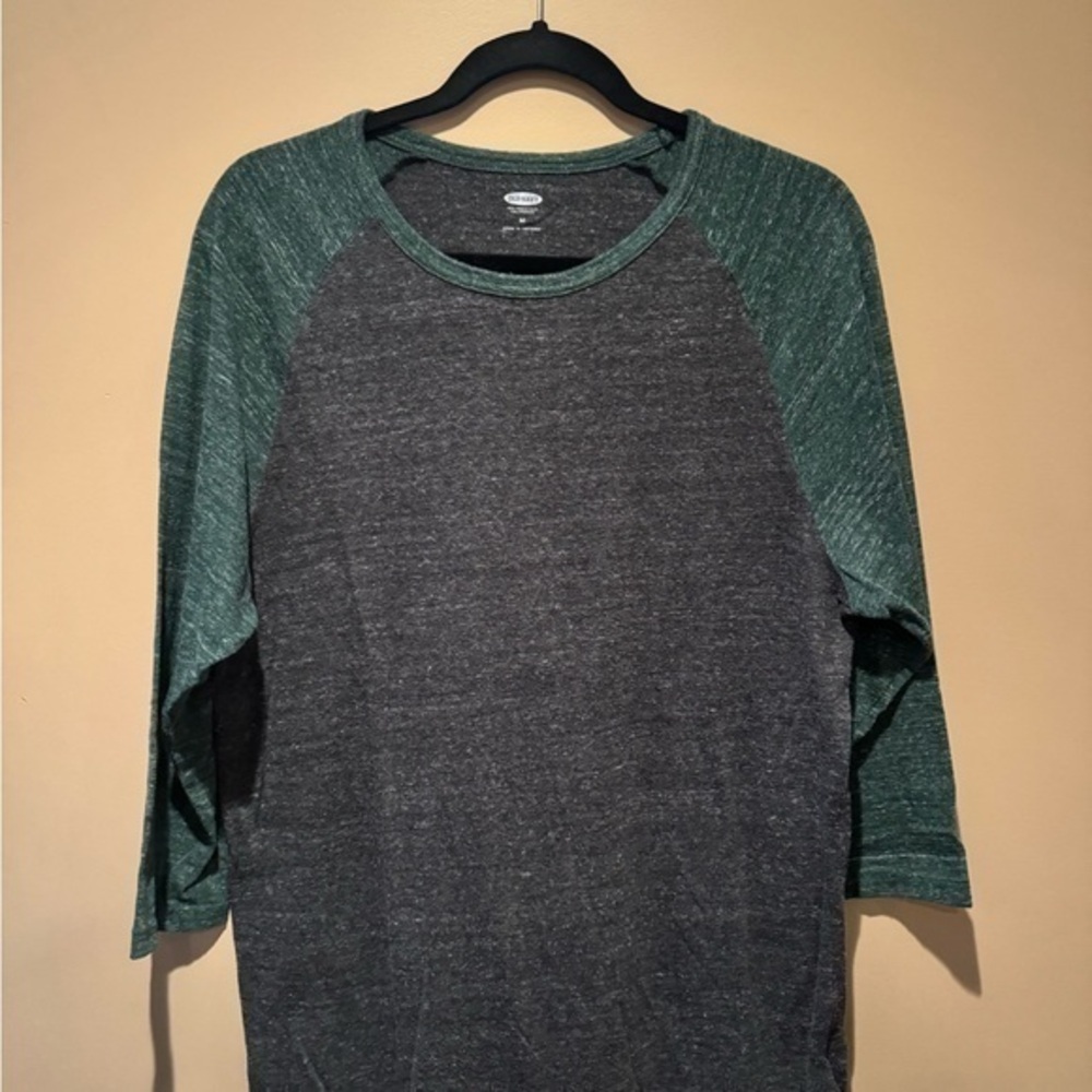 Old Navy Green and Gray Long Sleeve Tee